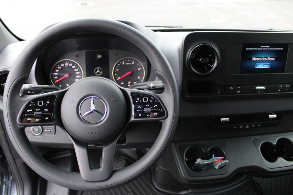 Mercedes-Benz Sprinter 317 CDI L2H2 3500 kg Trekhaak, Klasse 3 alarm, LED koplampen, Geveerde stoel
