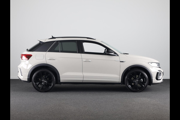 Volkswagen T-Roc 1.5 TSI R-Line Business 150 PK Automaat (DSG) | Black Style | Camera | Panoramadak | Stoelverwarming