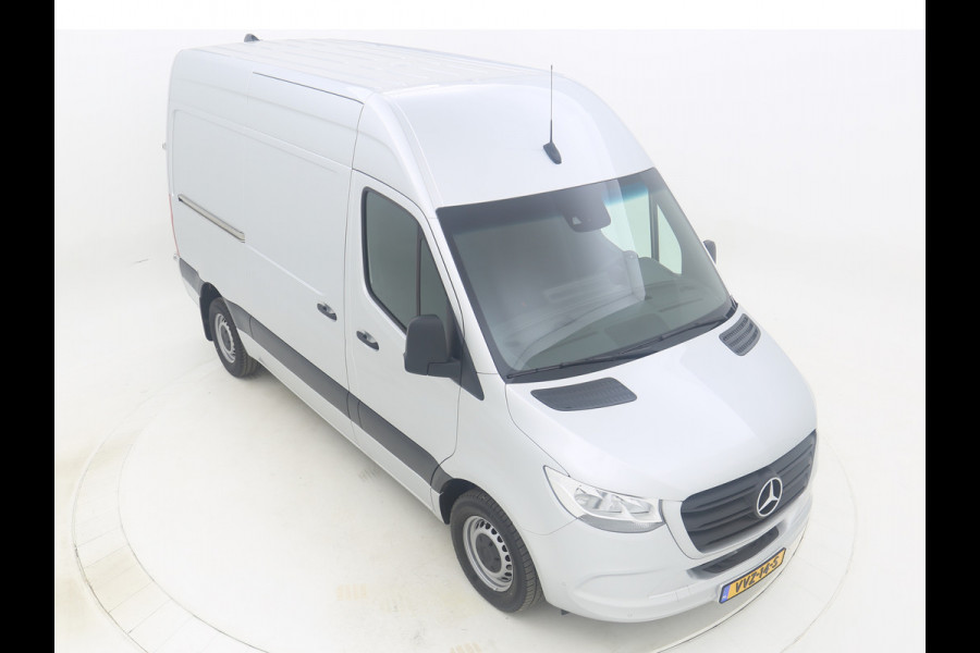 Mercedes-Benz Sprinter 317 1.9 CDI L2H2 RWD Navigatie MBUX DAB+ Cruise control Carplay 3.5T trekgewicht PDC Achteruitrijcamera