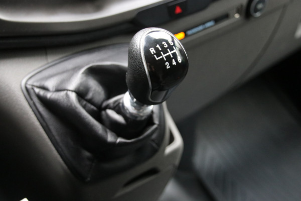 Ford Transit Custom 300 2.0 TDCI 170PK L2H1 L+R Schuifdeur | Camera | CarPlay | Raptor Edition | Stoelverwarming | Trekhaak | Airco | 3-Zitter | Nieuwe APK
