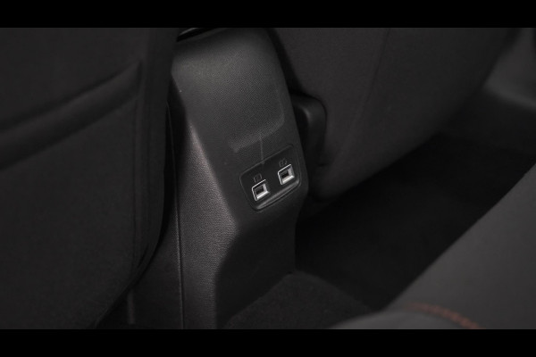 Peugeot 208 PureTech 100 EAT8 Active Pack | Apple Carplay | Parkeersensoren | Airco | Cruise Control