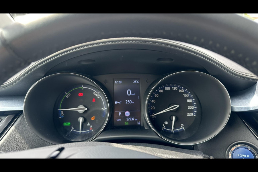 Toyota C-HR 1.8 Hybrid Dynamic 122pk Automaat Trekhaak | Navigatie | Achteruitrijcamera