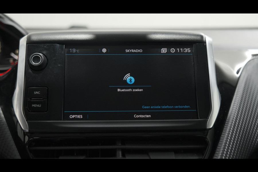 Peugeot 2008 PureTech 82 Signature | Navigatie | Parkeersensoren | Apple Carplay