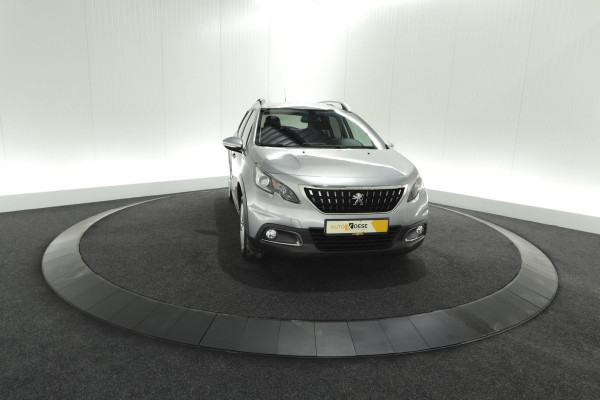 Peugeot 2008 PureTech 82 Signature | Navigatie | Parkeersensoren | Apple Carplay