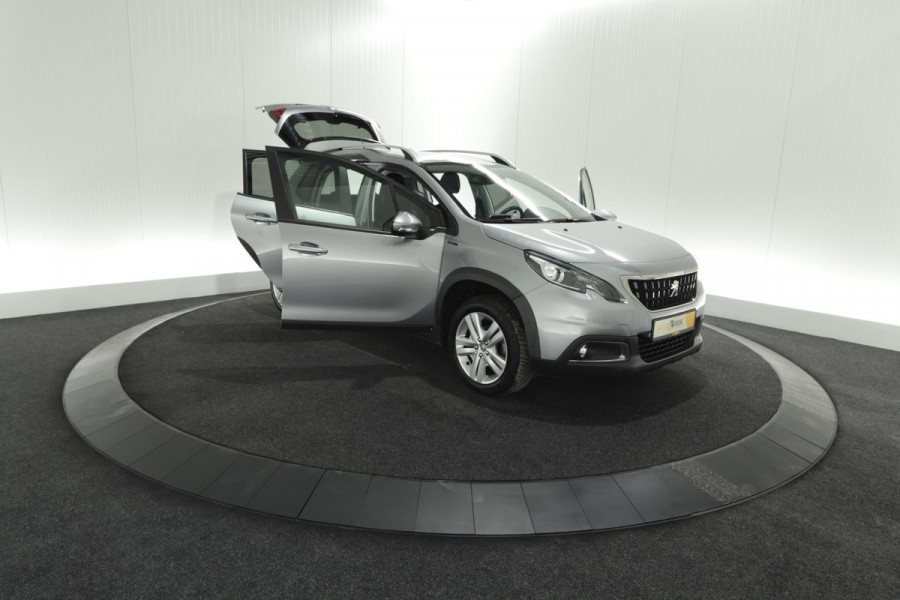 Peugeot 2008 PureTech 82 Signature | Navigatie | Parkeersensoren | Apple Carplay