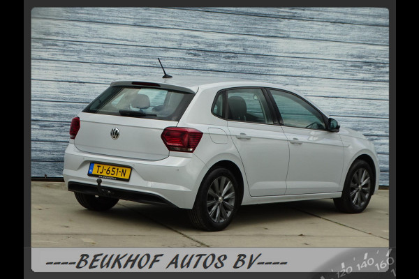 Volkswagen Polo 1.0 TSI Business Parkeersensor Trekhaak Velg