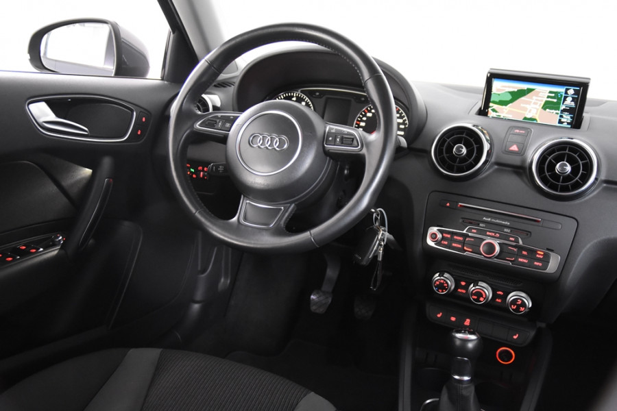 Audi A1 Sport *Navigatie*Stoelverwarming*Park assist*