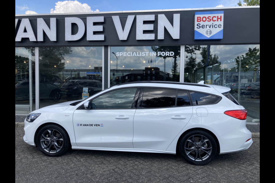 Ford FOCUS Wagon 1.0 EcoBoost ST Line Business 125pk/92kW 6-bak | Trekhaak | Winter Pack | Privacy Glass | LED | Navigatie | Carplay | etc. etc.