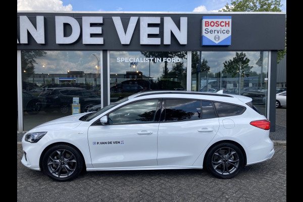 Ford FOCUS Wagon 1.0 EcoBoost ST Line Business 125pk/92kW 6-bak | Trekhaak | Winter Pack | Privacy Glass | LED | Navigatie | Carplay | etc. etc.