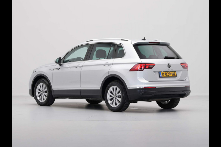 Volkswagen Tiguan 1.5 TSI 150pk DSG Life Business Navigatie Pdc Acc Lm Velgen