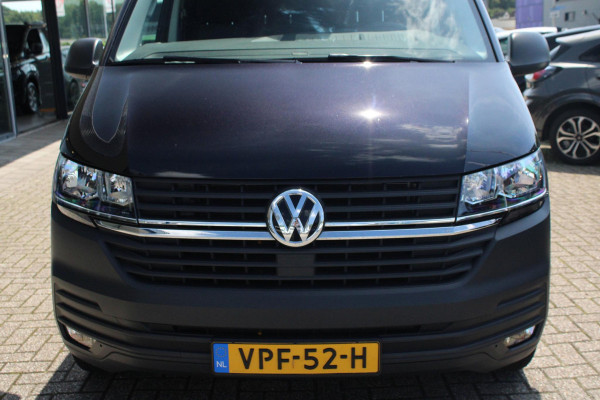 Volkswagen Transporter 2.0 TDI L2H1 110pk 28 Comfortline | 20 Inch Lichtmetalen Wielen | Trekhaak | Achteruitrijcamera | Carplay | Cruise Control |