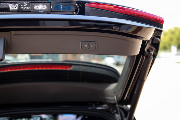 Audi A3 Sportback 40 TFSI e PHEV S Edition S-line 204pk S-Tronic! 1e|Panoramadak|Virtual Cockpit|Leder elektrisch|LED Matrix|Black