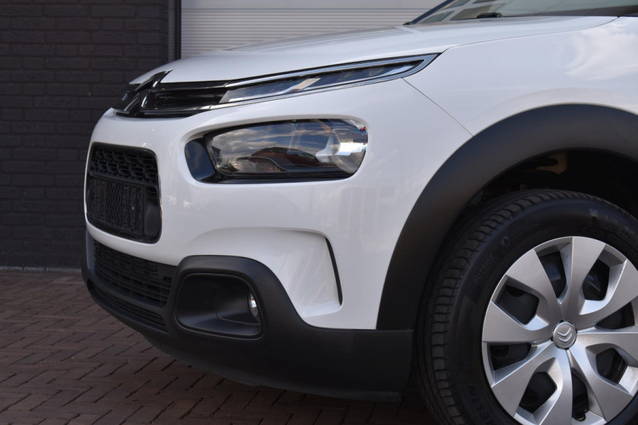 Citroën C4 Cactus 1.2 PureTech 110PK Feel Carplay | Trekhaak | Incl. garantie