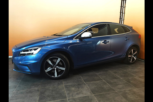 Volvo V40 2.0 T4 Business Sport navi lmv