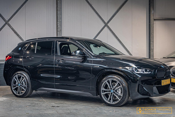 BMW X2 XDrive25e High Executive|M-sport|Pano|Leder|Cam|Garan