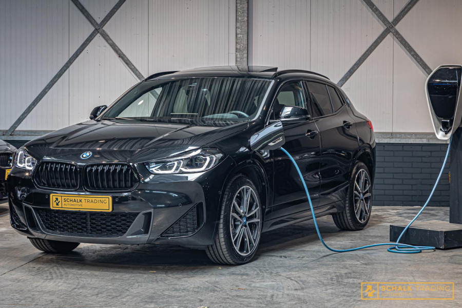 BMW X2 XDrive25e High Executive|M-sport|Pano|Leder|Cam|Garan