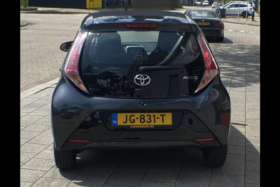 Toyota Aygo 1.0 VVT-i X-Wave Cabrio ( Electrisch dak ) - 5Drs I Airco I LED I Comfort pakket I Dealer onderhouden