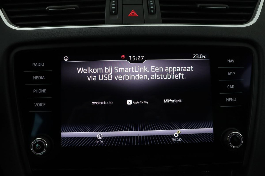 Škoda Octavia 1.5 TSI Sport | DSG | Trekhaak | Carplay | Navigatie | DAB | Climate control | Sportstoelen | Cruise control