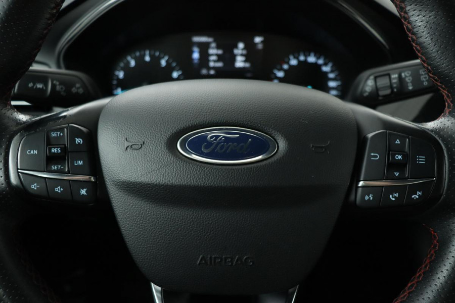 Ford Focus 1.5 EcoBoost ST-Line | Stoel & stuurverwarming | Trekhaak | Carplay | Full LED | Keyless | Navigatie | Climate control