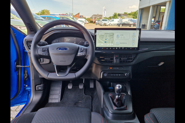 Ford FOCUS Wagon 1.0 125pk EcoBoost ST line Hybrid S.v.p. bellen voor bezichtiging! | Trekhaak | Adaptive cruise control | Navigatie | Winterpack etc.