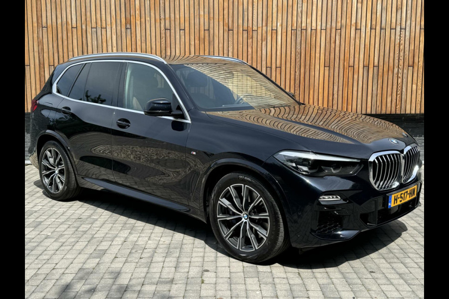 BMW X5 xDrive45e M-sport Navigatiesysteem | Comfortstoelen | Adaptive cruise control | Lane assist | Luchtvering | Camera | Compleet