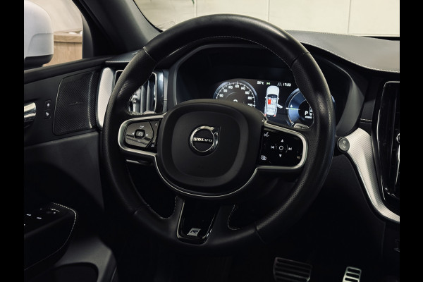 Volvo XC60 2.0 T8 AWD R-Design | Panorama | harman/kardon | HUD