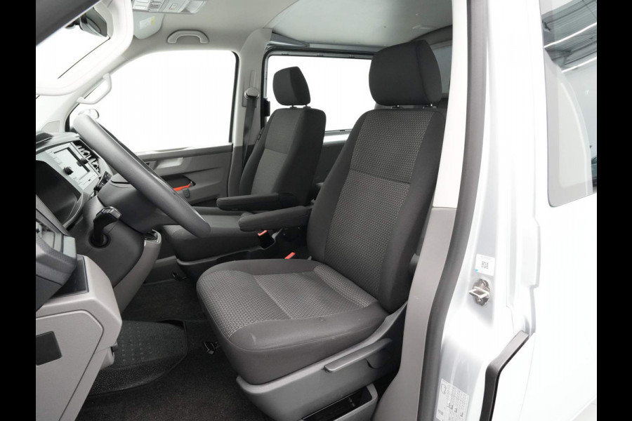 Volkswagen Transporter 2.0 TDI L2H1 150pk DSG DC Comfortline navigatie via app
