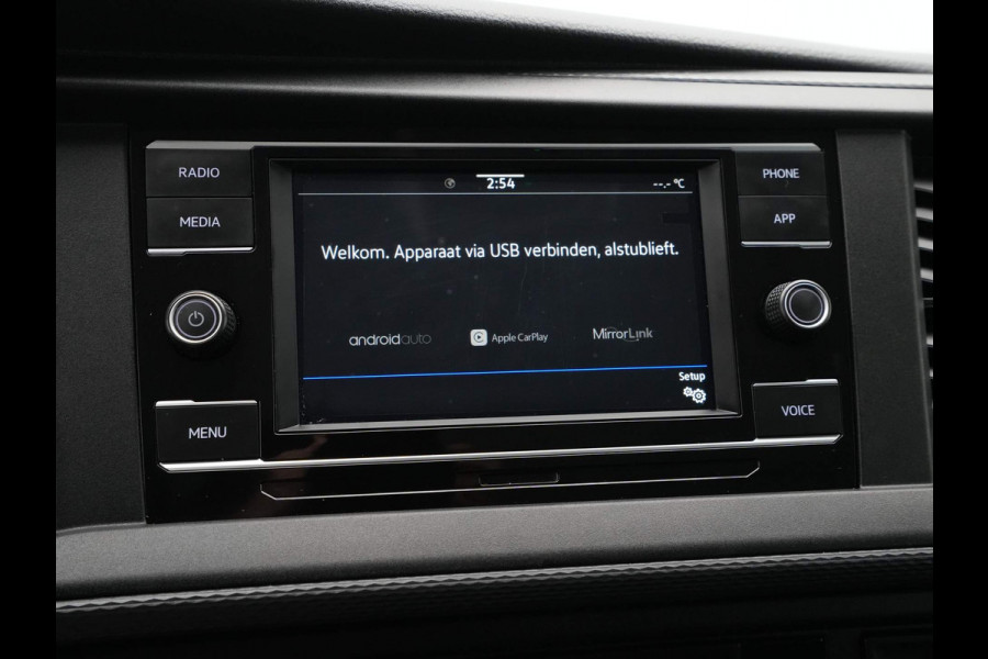 Volkswagen Transporter 2.0 TDI L2H1 150pk DSG DC Comfortline navigatie via app