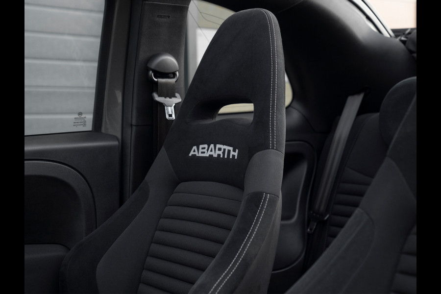 Abarth 595 C Competizione | My2020 | Carbon dashboard | Beats audio | Sabelt stoelen