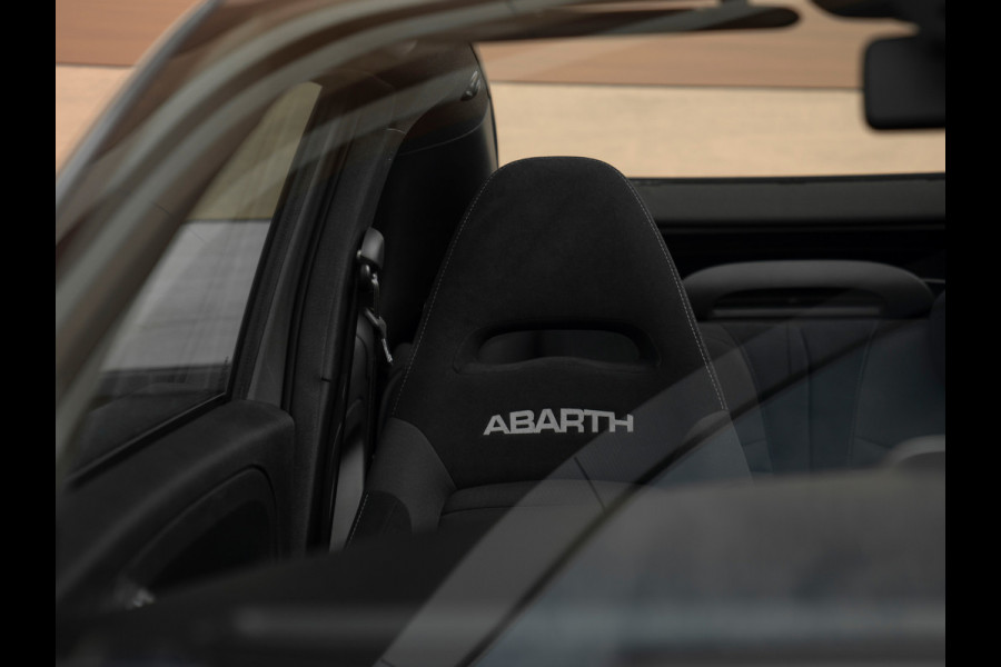 Abarth 595 C Competizione | My2020 | Carbon dashboard | Beats audio | Sabelt stoelen