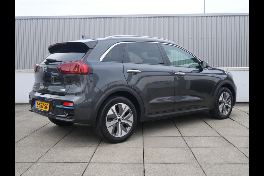 Kia e-Niro DynamicPlusLine 64 kWh | Schuif/kantel Dak | Navigatie | Achteruitrijcamera | Carplay | SEPP Subsidie € 2.000,- beschikbaar