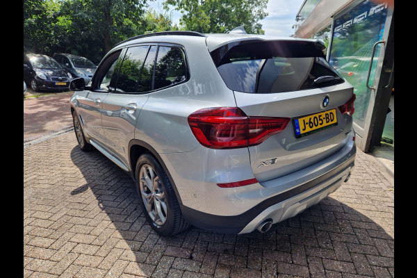 BMW X3 SDrive20i Launch Edition High Executive | AUTOMAAT | NL AUTO | PANO DAK | LEDER | DIGI COCKPIT | CAMERA | 12 MND GARANTIE |