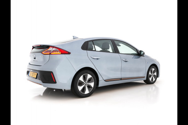 Hyundai IONIQ Comfort EV (INCL.BTW) *INFINITY-AUDIO | NAVI-FULLMAP | CAMERA | LANE-ASSIST | ADAPTIVE-CRUISE | KEYLESS | DAB+ | COMFORT-SEATS | 16"ALU*