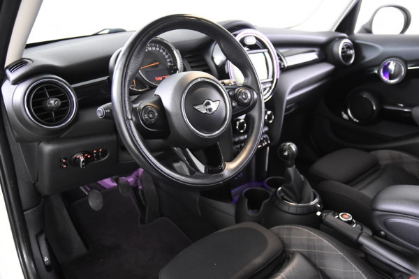 MINI Mini 1.5 Cooper *Navigatie*5-deurs*Stoelverwarming*Ambiente*