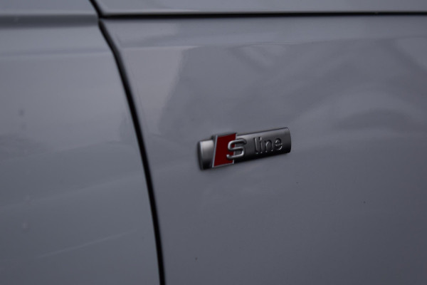 Audi A4 Avant 2.0 TDI quattro 3x S Line Pano Virtual Keyless 19"