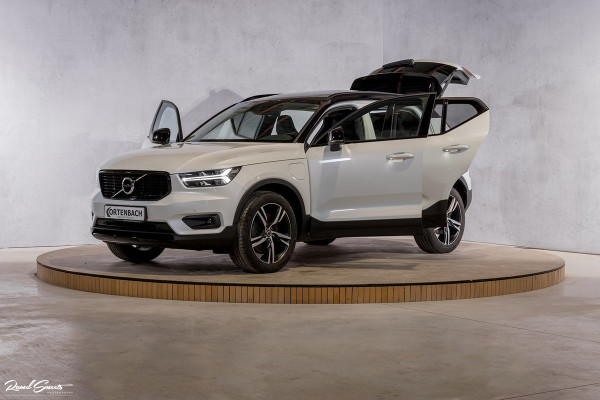 Volvo XC40 1.5 T4 Recharge R-Design Expression | Panorama | Memory-stoelen | Camera