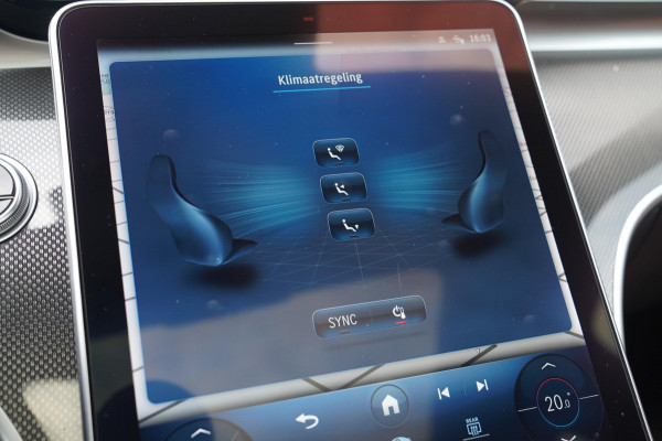 Mercedes-Benz C-Klasse 200 Launch Edition AMG Line - Schuif & kantel dak - Stoelverwarming