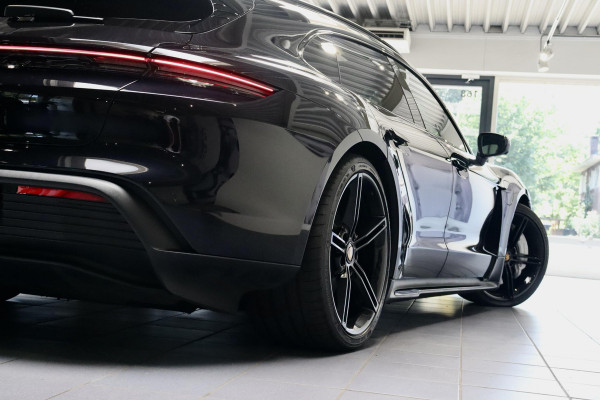 Porsche Taycan Sport Turismo Performance|NL|btw|21''|Acc|Sprt Chrono|360cam