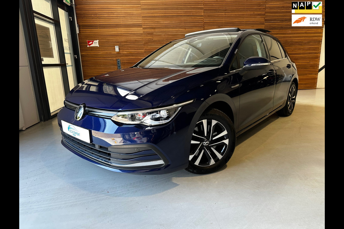 Volkswagen Golf 1.5 eTSI Style | Full Option | PANO | Camera | Head-up | IQ-LED | Ambient | ACC | Carplay | Ergoactive | Trekhaak