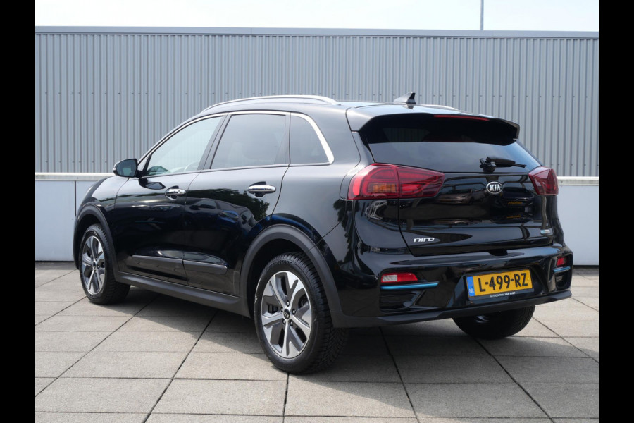 Kia e-Niro DynamicPlusLine 64 kWh | Schuif/Kantel dak | Navigatie | Achteruitrijcamera | Carplay | SEPP Subsidie € 2.000,- beschikbaar