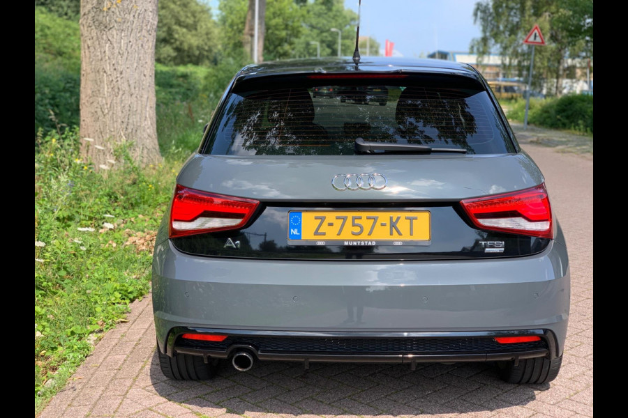 Audi A1 SPORTBACK 1.0 TFSI ULTRA S-LINE LUXE UITV. TOPSTAAT !