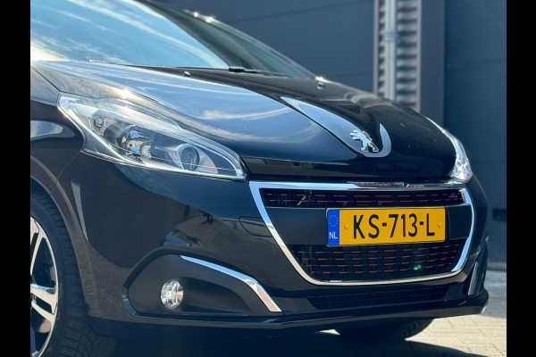 Peugeot 208 1.2 PureTech 110 PK GT-LINE, PANORAMADAK, 1 E EIGENAAR, NL AUTO MET NATIONALE AUTO PAS