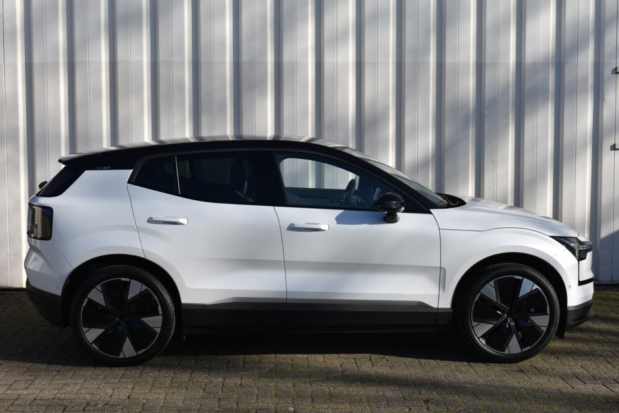 Volvo EX30 Extended Range Ultra 69 kWh | Climate pack | Extra getint glas | 20" | Panodak