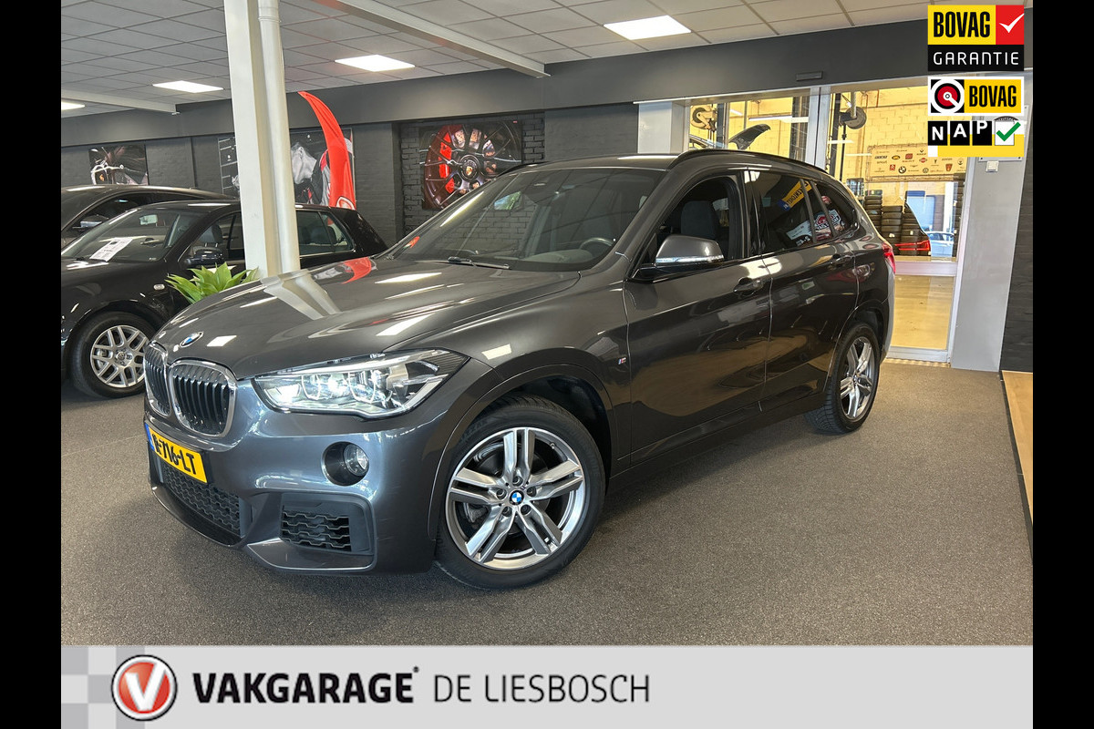 BMW X1 SDrive18i High Executive M-Pakket,m-intereur alcantara, camera,navi