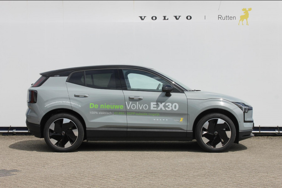 Volvo EX30 Single Motor Extended Range Ultra 69 kWh Getinte ramen vanaf de B-stijl / Google infotainment / Stoelverwarming / Stuurwielverwarming / Adaptieve cruise control / Road sign information