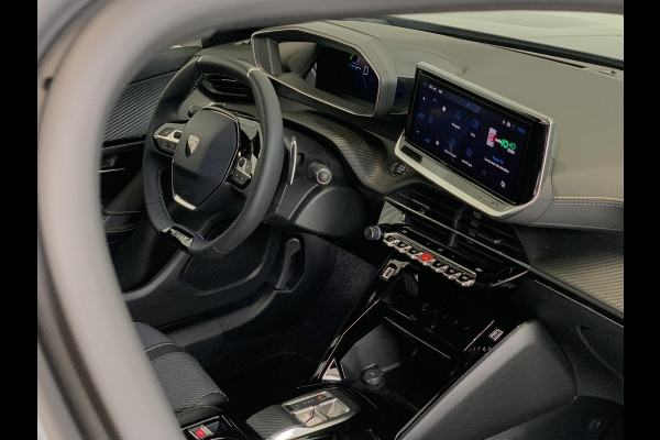 Peugeot 2008 1.2 Hybrid 136 GT | 360° camera | Navigatie | Cruise Control Adaptief | Keyless | Draadloze Apple Carplay-Android Auto |