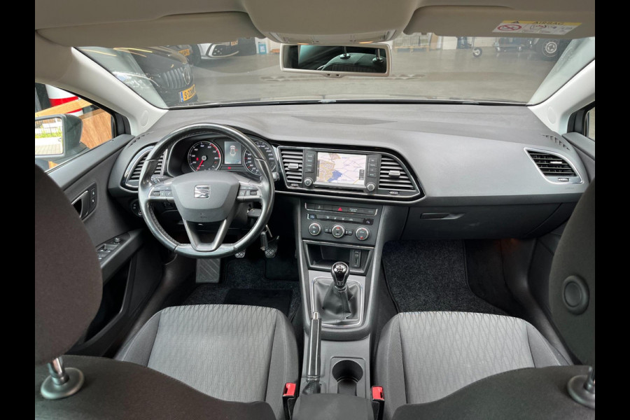 Seat León ST 1.0 EcoTSI Style Connect / NAP / NWE BEURT + APK + REMMEN / 2E EIGENAAR / TREKHAAK / CARPLAY / CRUISE / NAVI / SENSOR