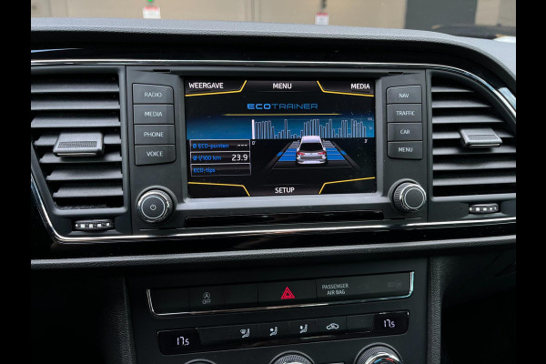 Seat León ST 1.0 EcoTSI Style Connect / NAP / NWE BEURT + APK + REMMEN / 2E EIGENAAR / TREKHAAK / CARPLAY / CRUISE / NAVI / SENSOR