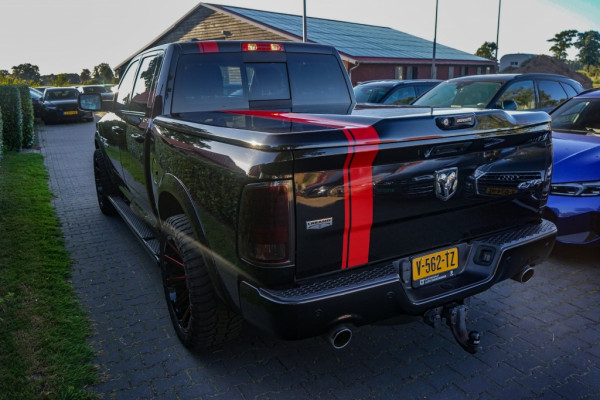 Dodge Ram 1500 5.7 V8 HEMI LARAMIE