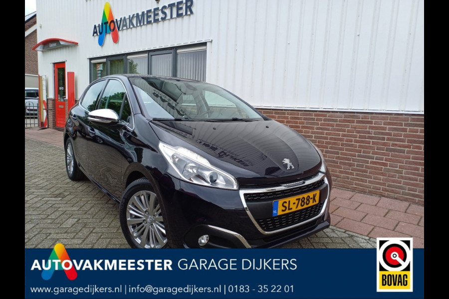 Peugeot 208 1,2 Pure Tech 82 Pk Executive Navi Cimate Control